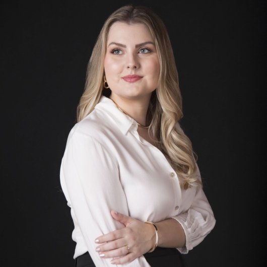 Dra. Aline Schultz Klitzke