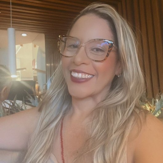 Dra. Ana Carolina Bispo de Araújo