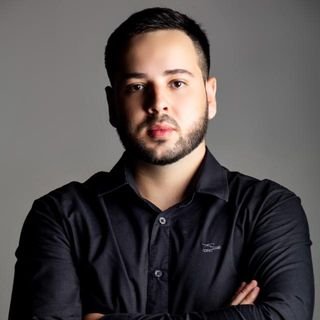 Dr. Nickolas Schneider Alves de Souza