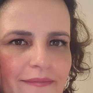 Cristina Costa Barros Schlesinger