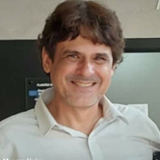 Dr. Moacyr Júnior