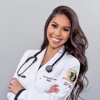 Dra. Amanda Brandão Lopes