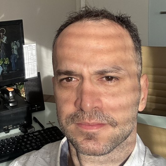 Dr. Daniel Coutinho