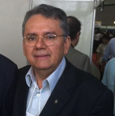 Dr. Marcio Canavarros Serra