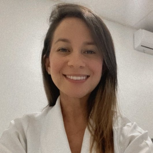 Dra. Patrícia Milhomem Sá