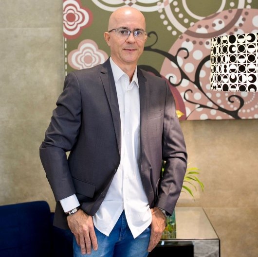 Dr. Paulo Cesar Faria