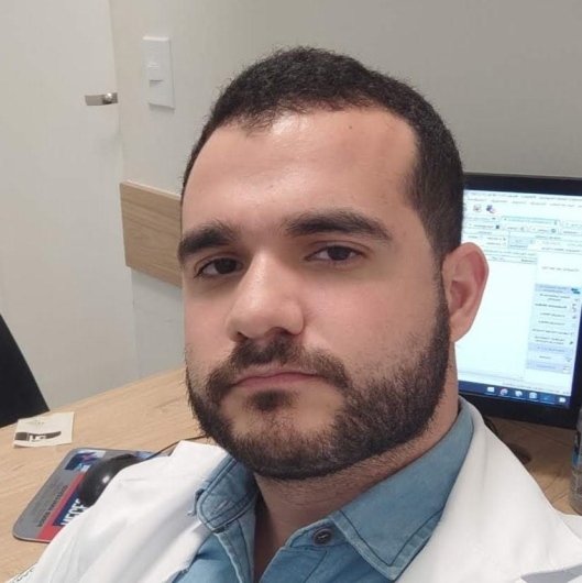 Dr. Matheus Ribeiro