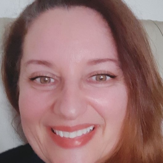 Dra. Luciane Bozzini
