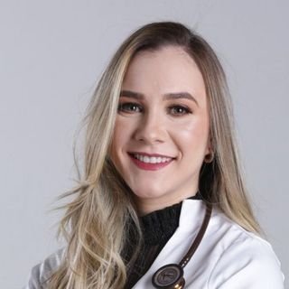 Dra. Yasmin Costa Oliveira