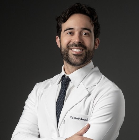Dr. André Machado Sampaio