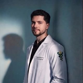 Dr. Hugo Lezcano