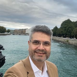 Dr. Marcello Barros Pinheiro