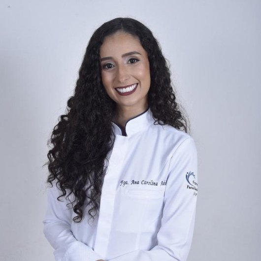 Ana Carolina Andrade Valadares