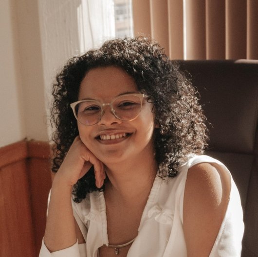 Dra. Ana Paula Ferreira