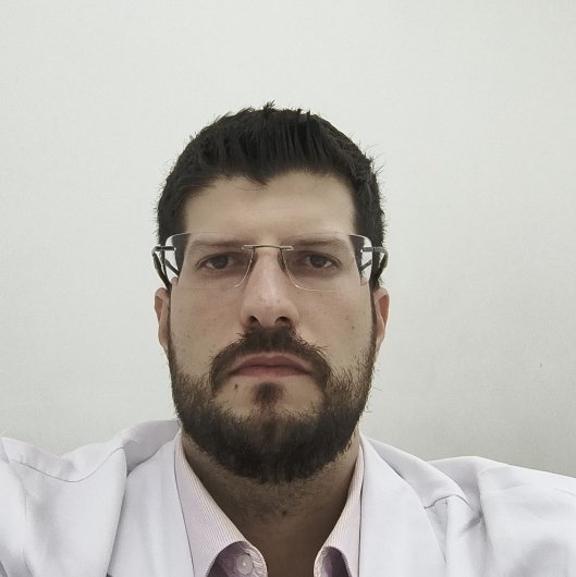 Dr. Diego Resuto