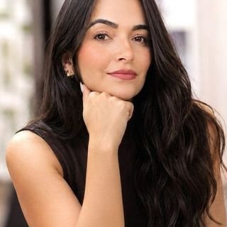 Izabelle Maurício