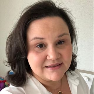 Dra. Giselle Machado Campos de Oliveira