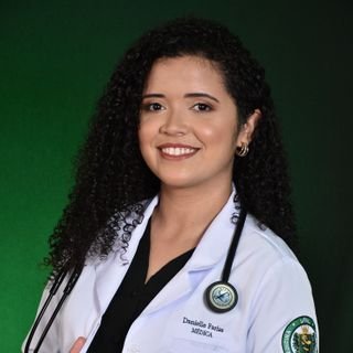 Dra. Danielle Vicente de Farias