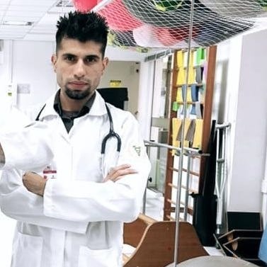 Dr. Matheus de Ávila Boff