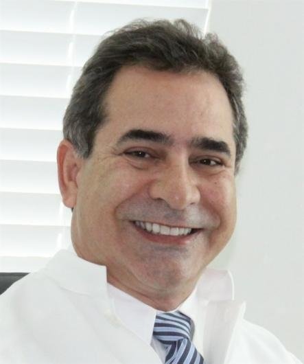 Dr. Sergio Moraes