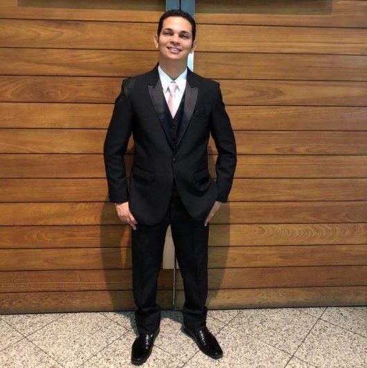 Dr. Hélder Guaritá