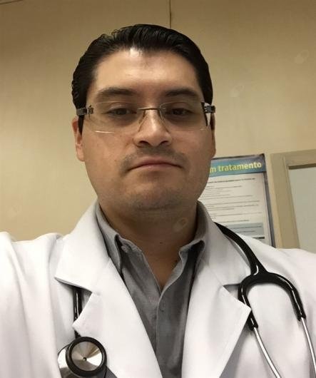 Dr. Alejandro Almeida Maldonado