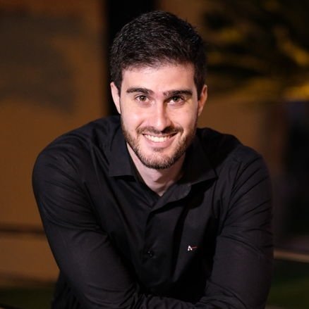 Dr. Daniel Pires Vaz