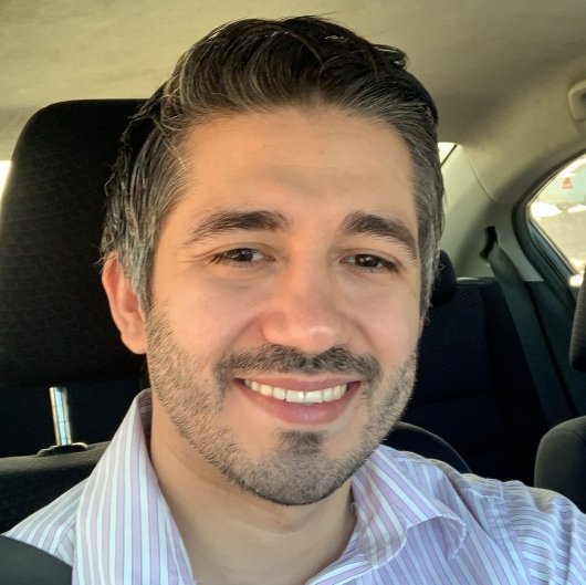 Dr. Carleno Costa