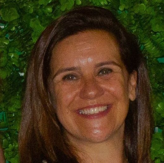 Luciane Figueiredo Barnewitz Franco