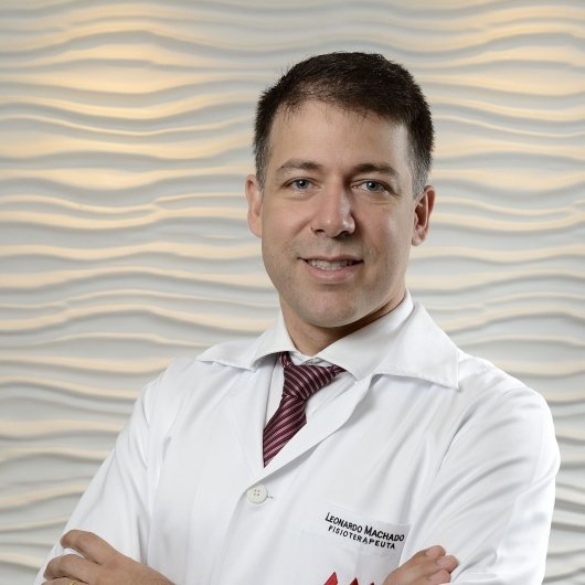 Dr. Leonardo Machado