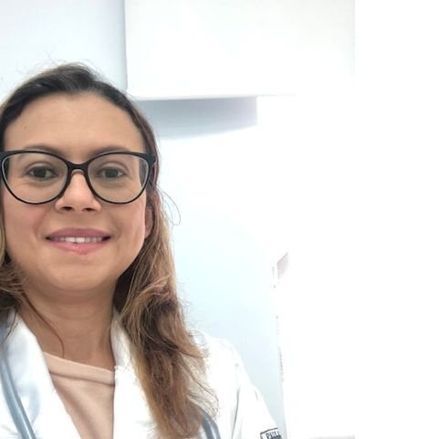 Dra. Marcielli Grangeiro Ferreira