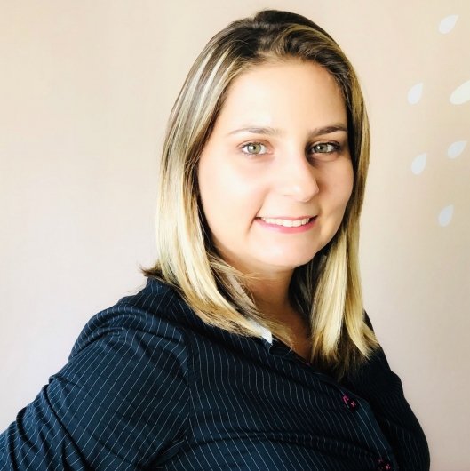 Dra. Eduarda Granato