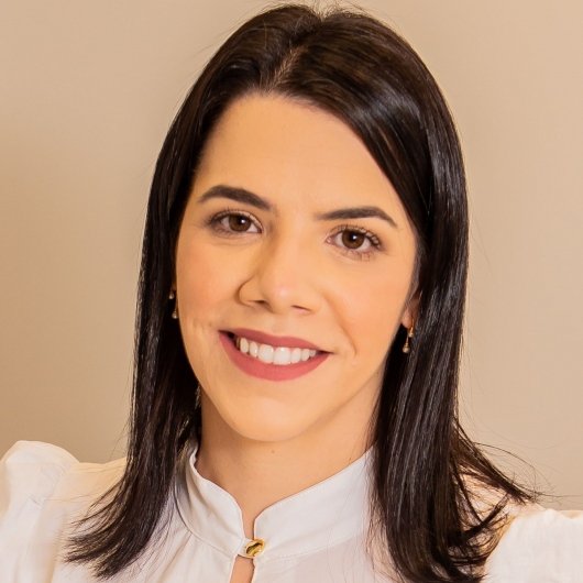 Dra. Gabriela Braga Menezes
