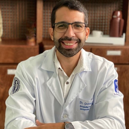 Dr. Gustavo Bahia