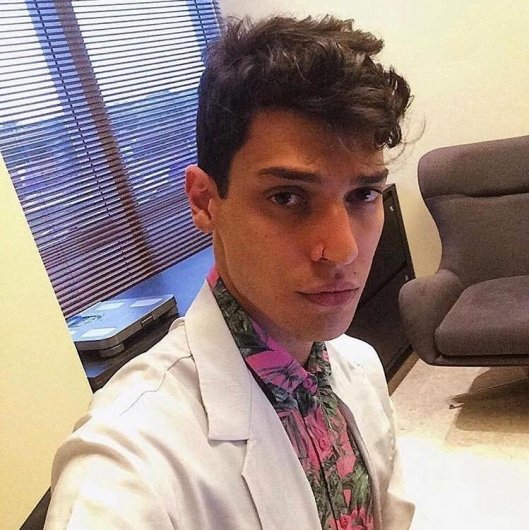Dr. Bernardo Romão