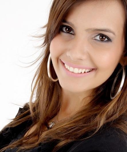 Júlia Jones de Melo Saraiva