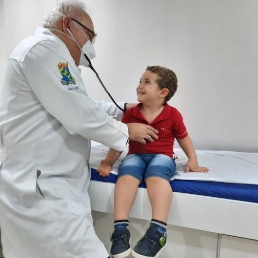 Dr. Daniel Willian Lustosa de Sousa