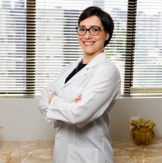 Dra. Roberta Almeida Castro
