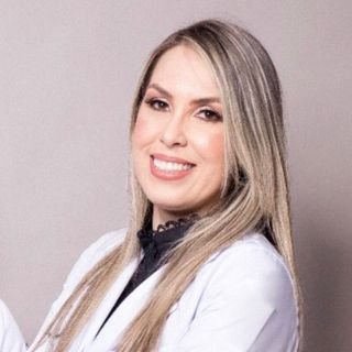 Dra. Camila Regina Medeiros Bezerra