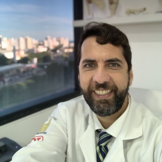 Dr. Rafael Silveira Gusmão