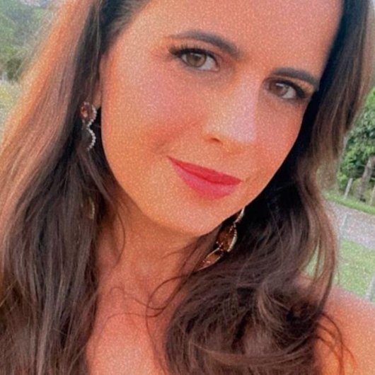 Julia Paiva