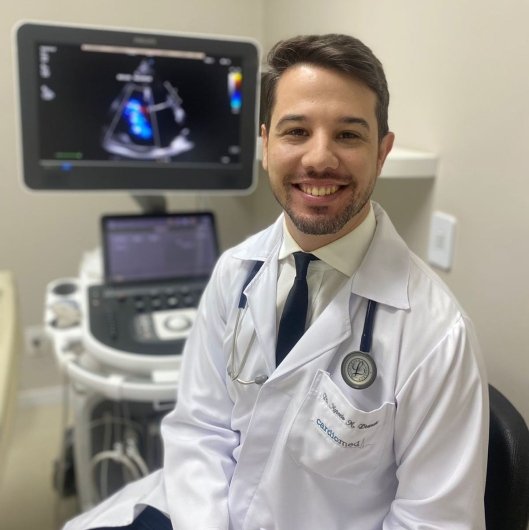 Dr. Marcelo Nicola Branchi