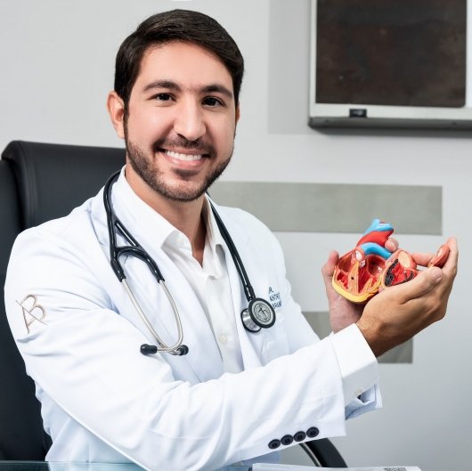 Dr. André Brandão
