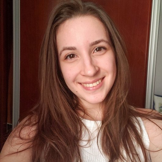 Giovana Ferrareze