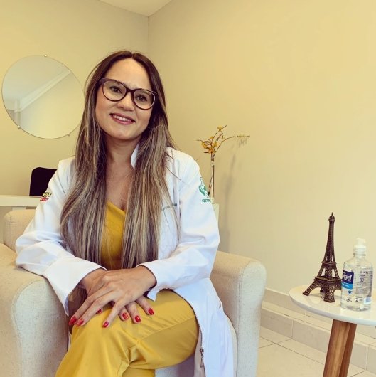 Dra. Fernanda Araújo