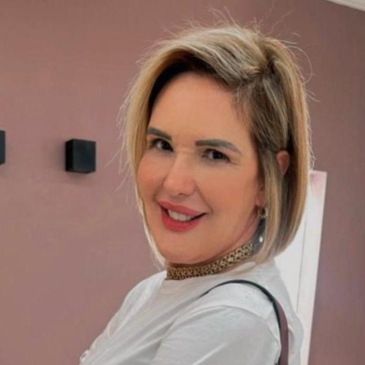 Dra. Claudia Ayres Vilela