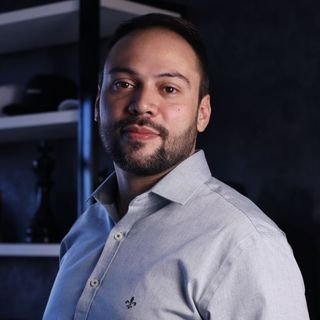 Dr. Matheus Ramos Ribeiro