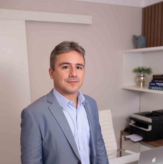 Dr. Roclides Lima