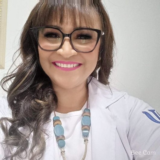 Dra. Julia Souza
