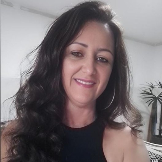 Dra. Mirella Falcão